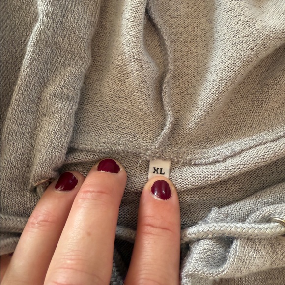 NWOT Quarter Buttoned Cropped Hoodie - Picture 5 of 11